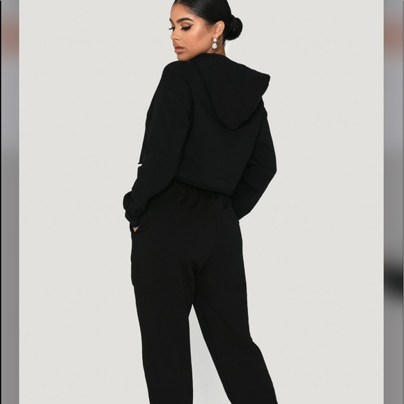 MESHKI Cropped Jumper - Picture 2 of 10